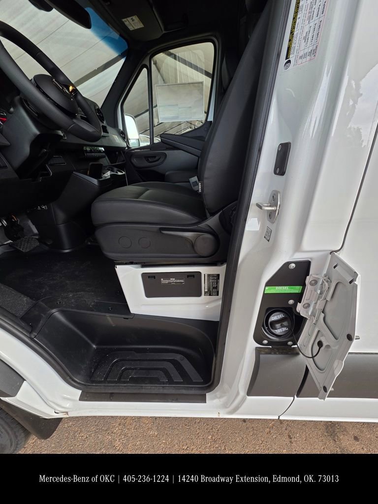 New 2026 Mercedes-Benz Sprinter 2500 image 11