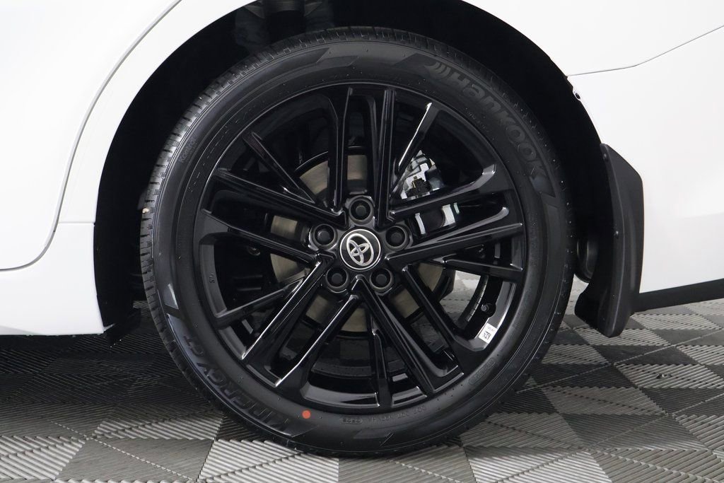 New 2026 Toyota Camry SE image 10