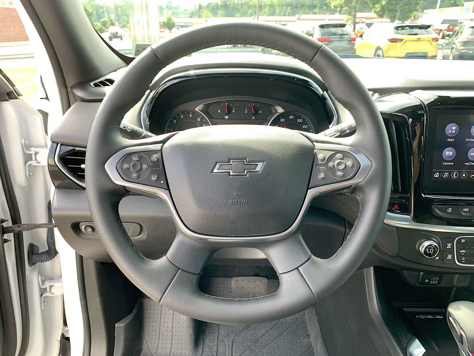 Certified 2023 Chevrolet Traverse RS w/ LPO, Floor Liner Package AWD/4WD image 11