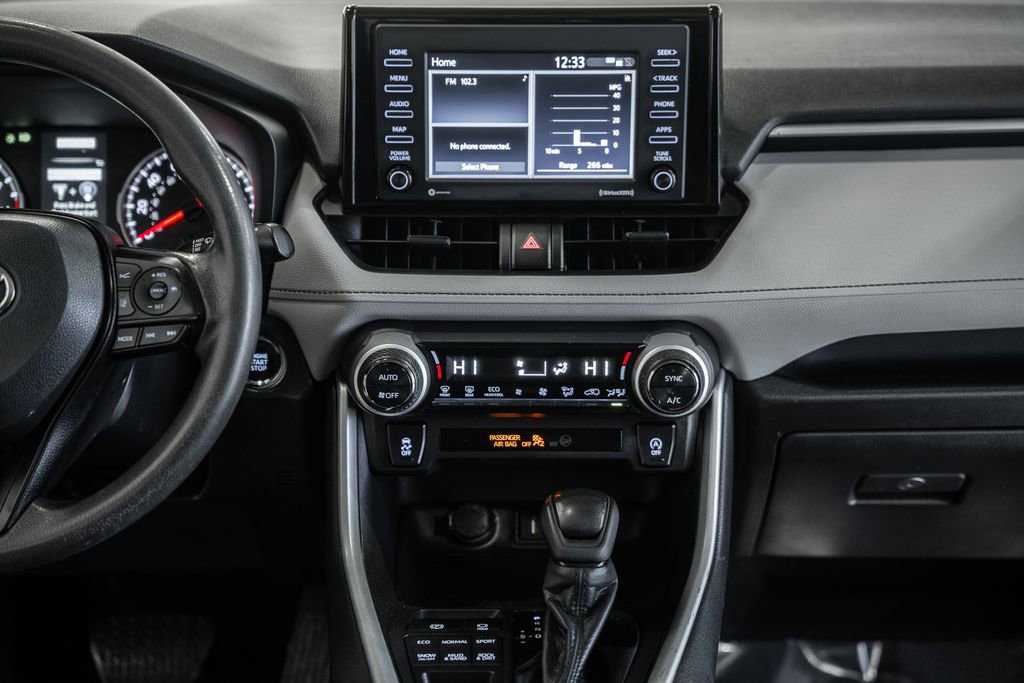 Used 2022 Toyota RAV4 XLE image 14