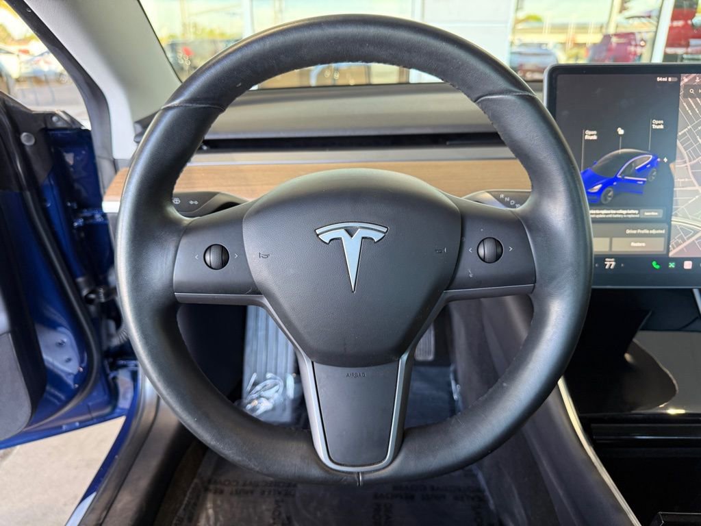 Used 2019 Tesla Model 3 Standard Range Plus image 24