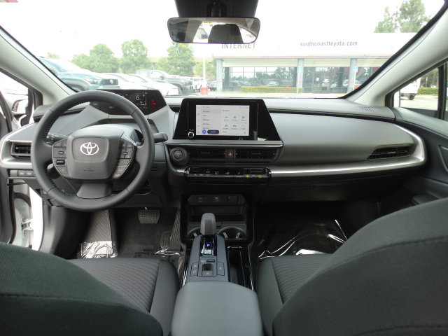 New 2026 Toyota Prius LE FWD image 15