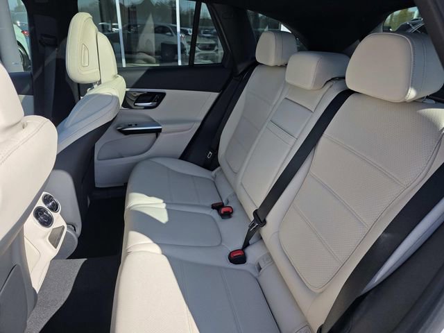 New 2026 Mercedes-Benz GLC 300 image 5