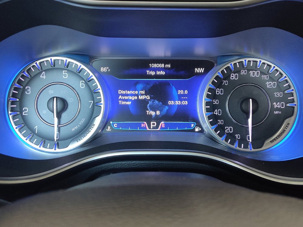 Used 2015 Chrysler 200 C w/ Navigation & Sound Group I FWD image 23