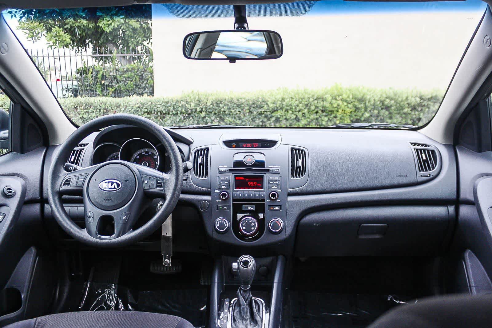Used 2012 Kia Forte EX FWD image 17