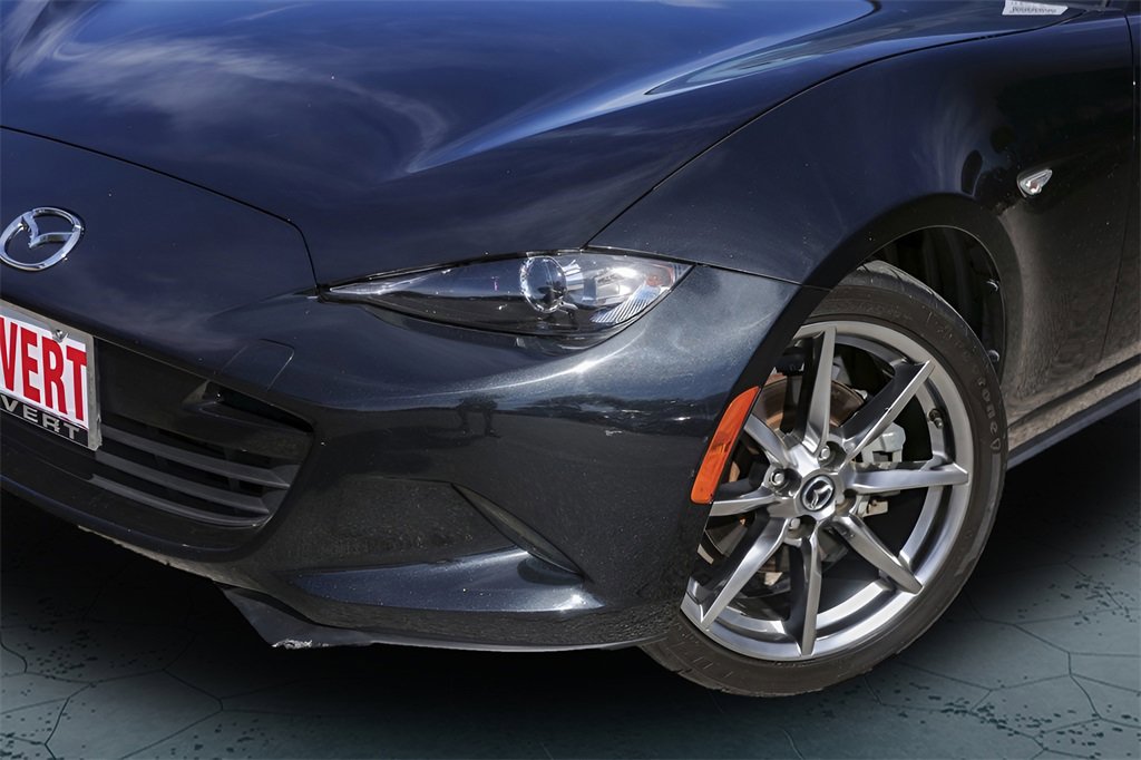 Used 2021 MAZDA MX-5 Miata RF Grand Touring image 3