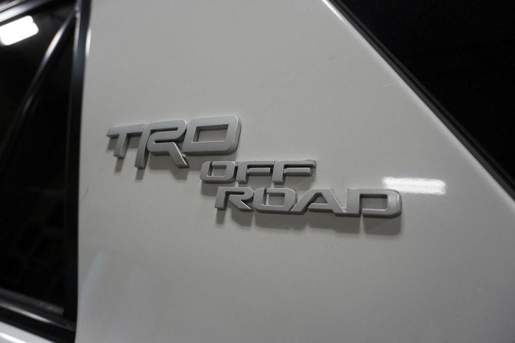 Used 2017 Toyota 4Runner TRD Off-Road AWD/4WD image 6