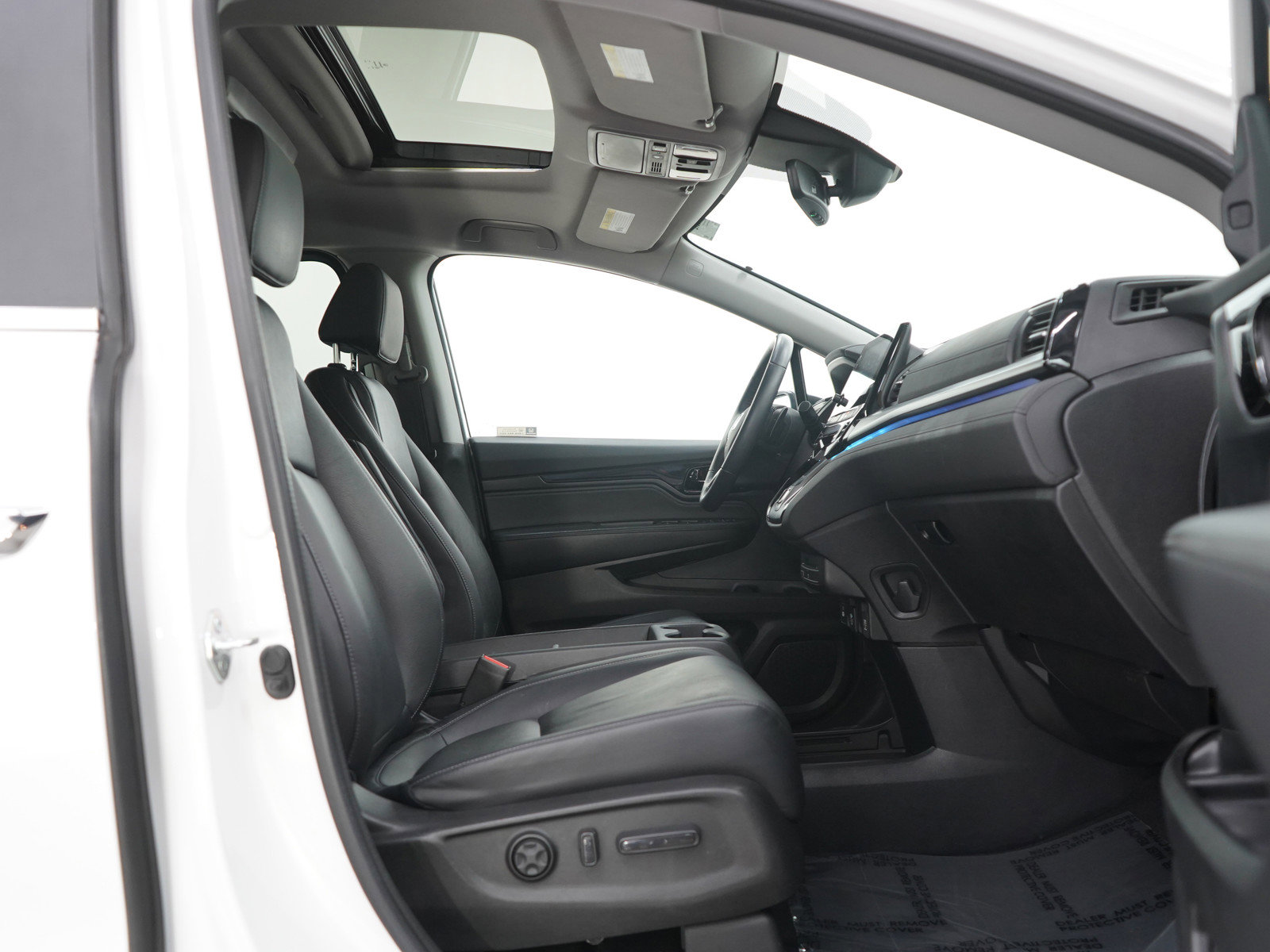 Used 2023 Honda Odyssey Touring image 10