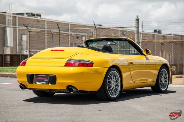 Used 2000 Porsche 911 Carrera 4 image 10