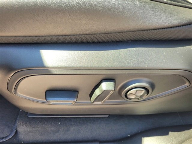 New 2025 Jeep Grand Cherokee Altitude image 5