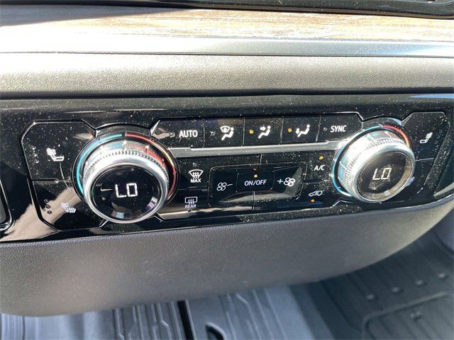 New 2026 GMC Sierra 1500 SLT image 18