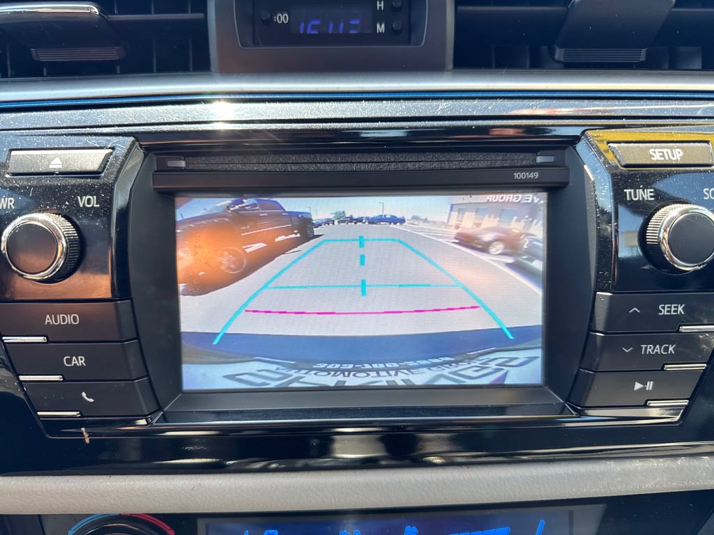 Used 2014 Toyota Corolla LE FWD image 18