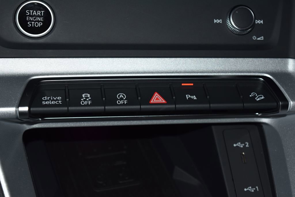 Certified 2025 Audi Q3 2.0T Premium Plus w/ Premium Plus Package image 15