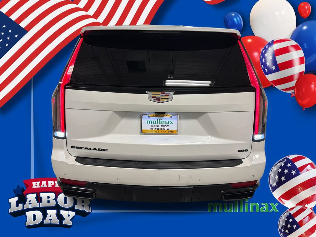 Used 2022 Cadillac Escalade Sport Platinum w/ Heavy-Duty Trailer Package AWD/4WD image 14