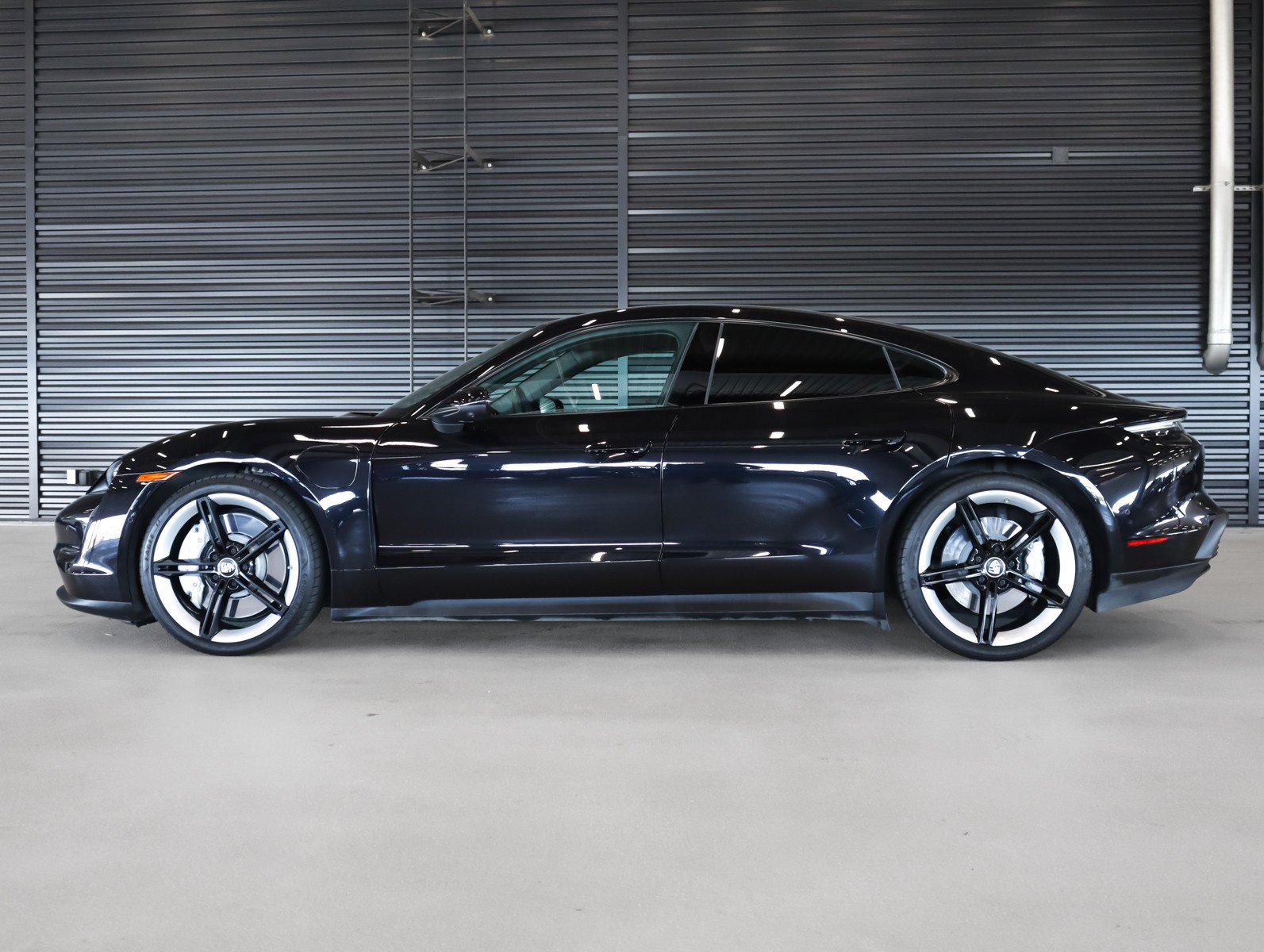 Certified 2021 Porsche Taycan RWD image 2