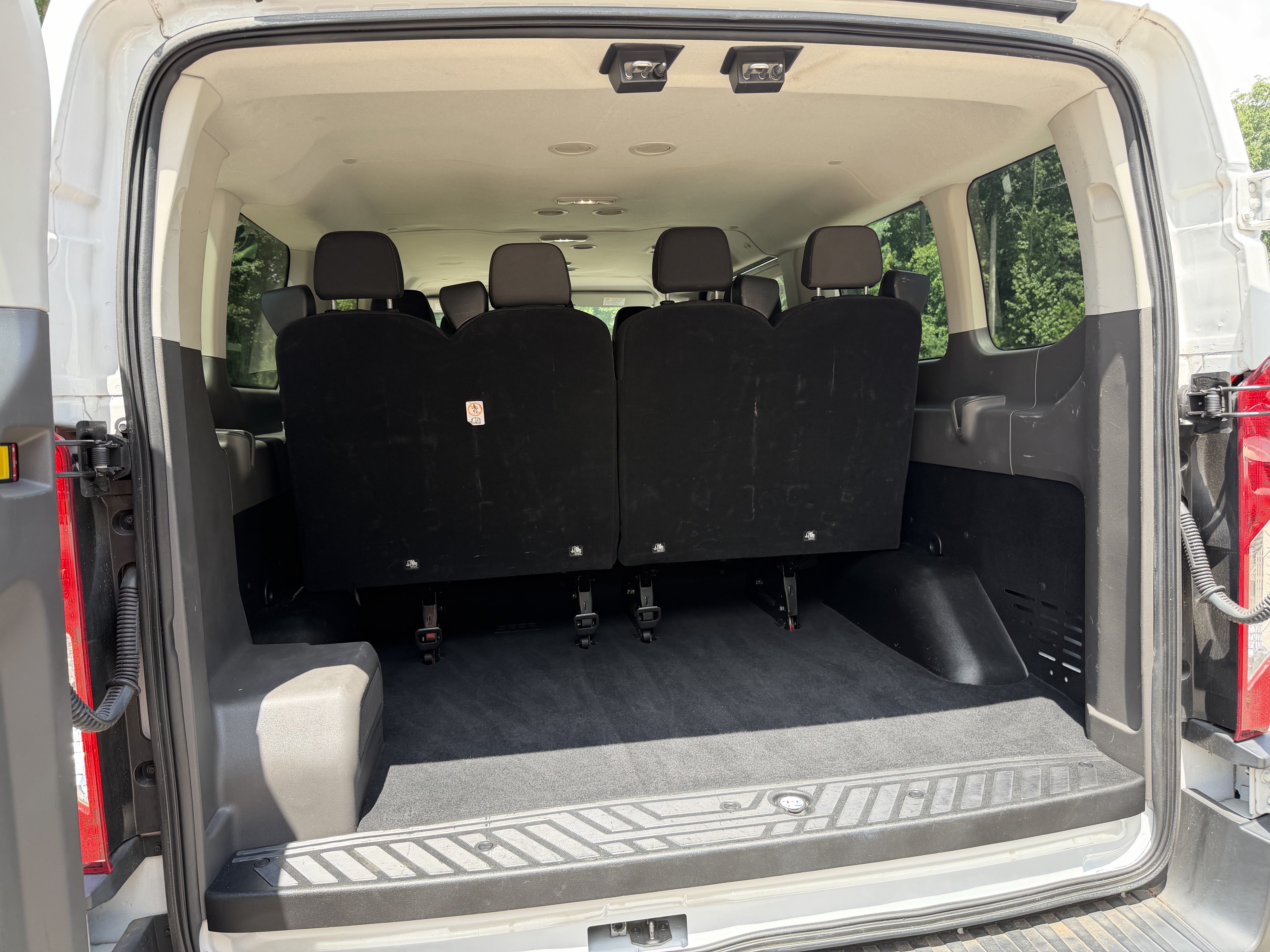 Used 2022 Ford Transit 350 XLT RWD image 21