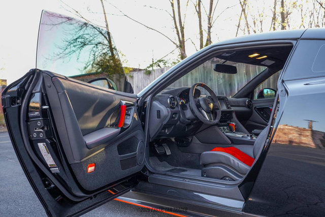Used 2023 Nissan GT-R NISMO w/ Floor Mat Package AWD/4WD image 20