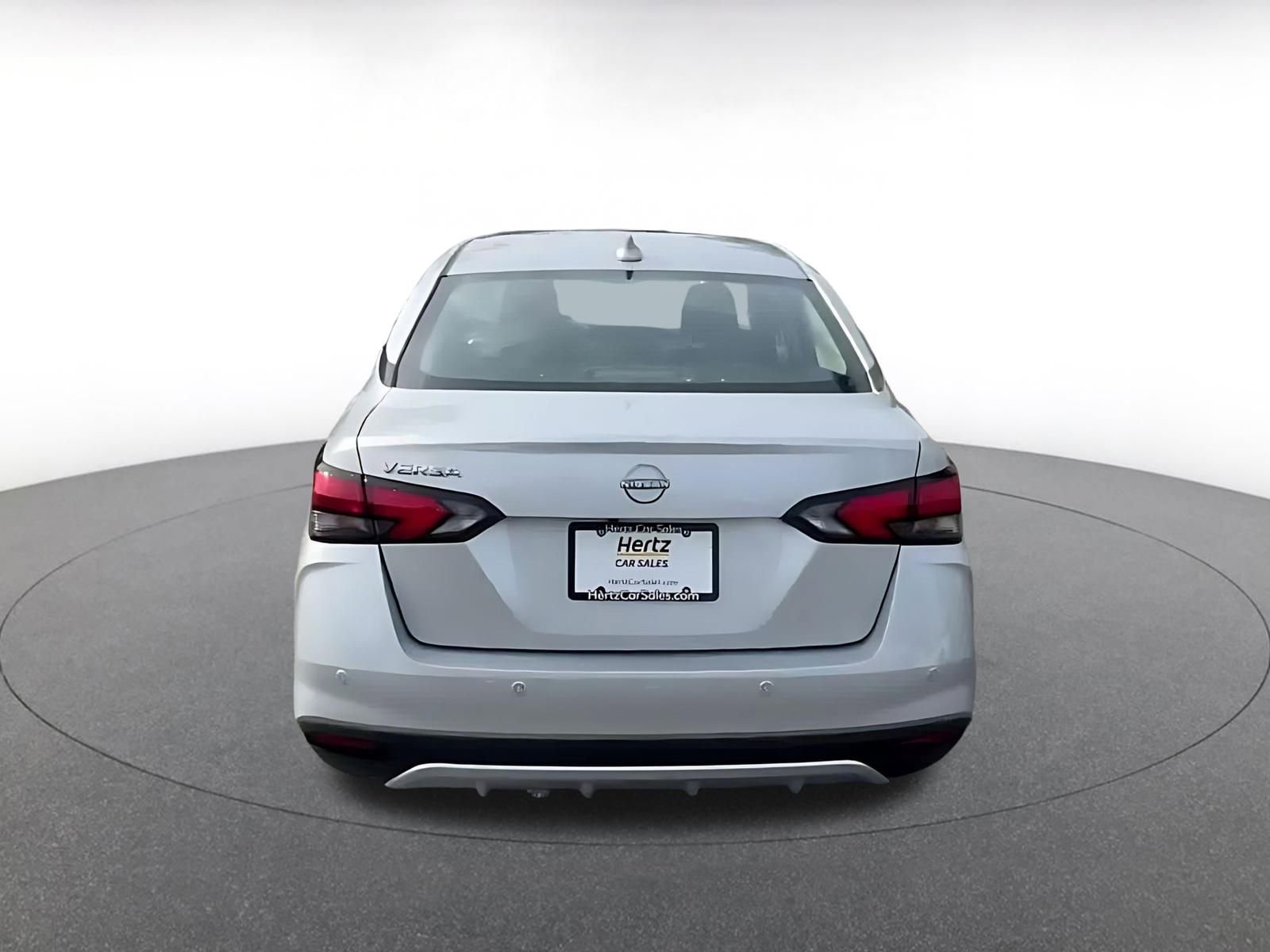 Used 2025 Nissan Versa SV FWD image 12