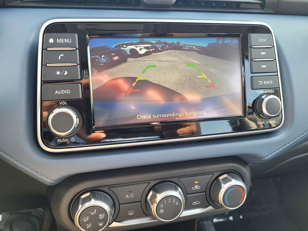 New 2025 Nissan Versa SV w/ Trunk Package image 9