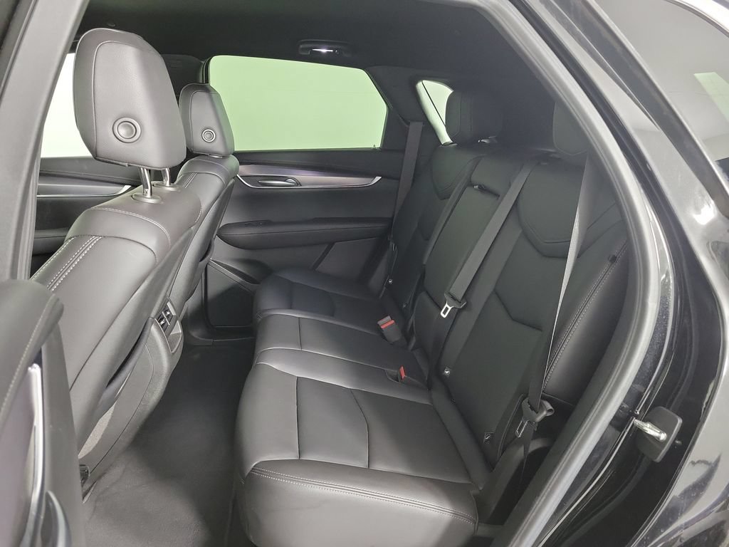 Certified 2023 Cadillac XT5 Luxury FWD image 11