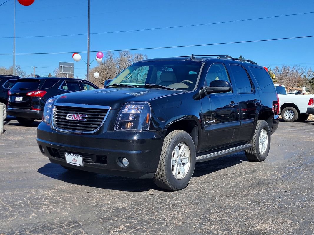Used 2007 GMC Yukon SLT w/ SLT Preferred Equipment Group image 1