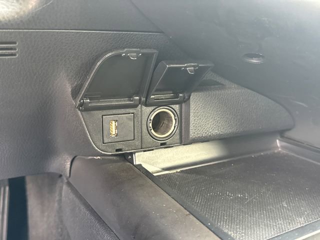 Used 2024 Toyota Camry SE image 28