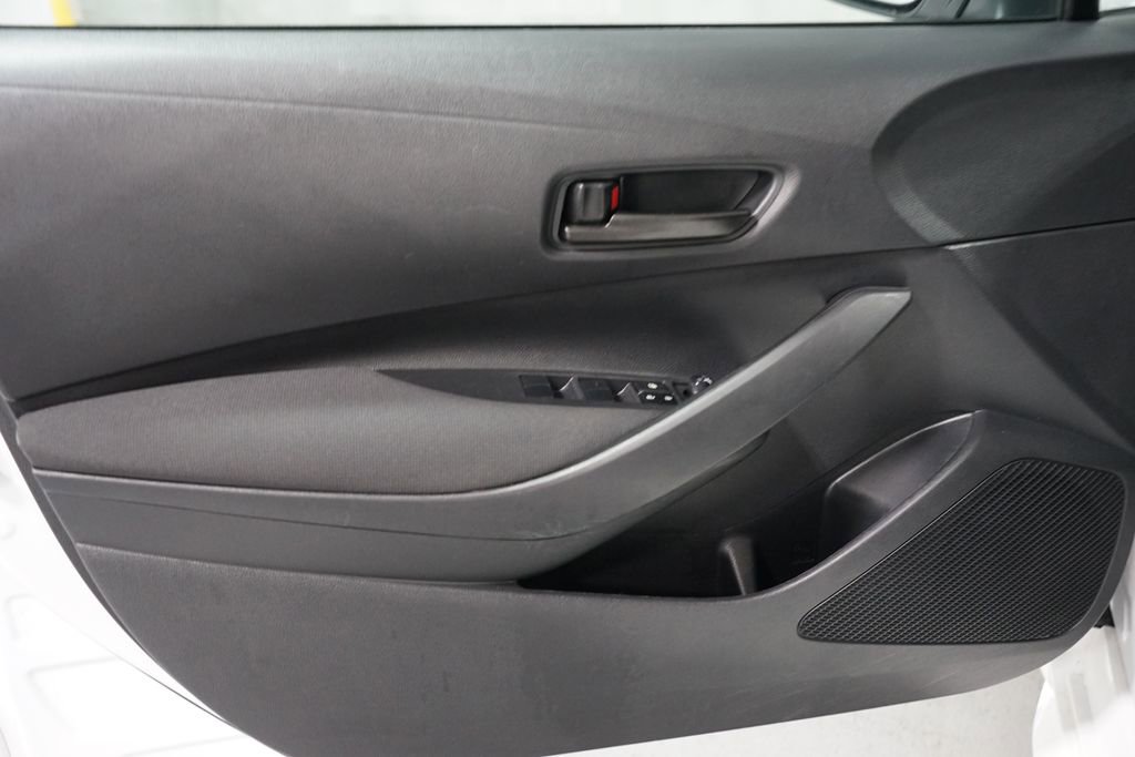 Certified 2023 Toyota Corolla LE image 27