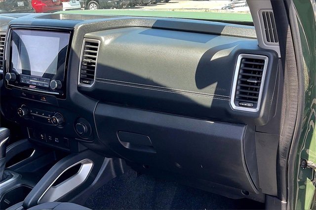 Certified 2024 Nissan Frontier SV w/ Technology Package image 16