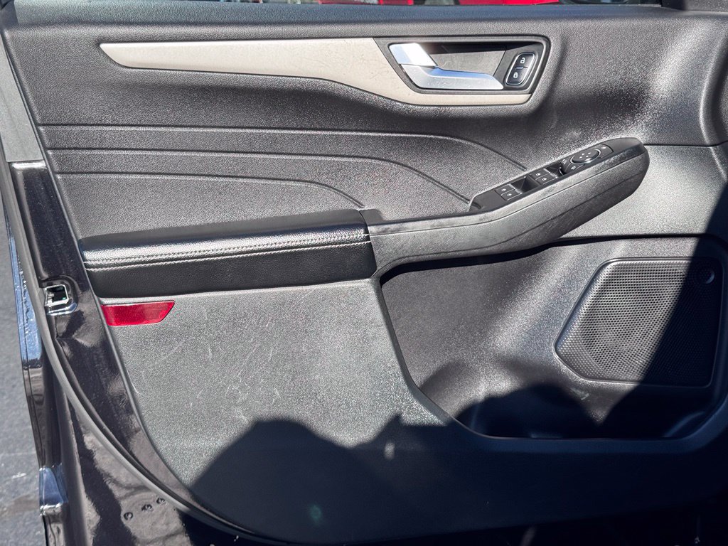 Used 2022 Ford Escape SEL AWD/4WD image 19