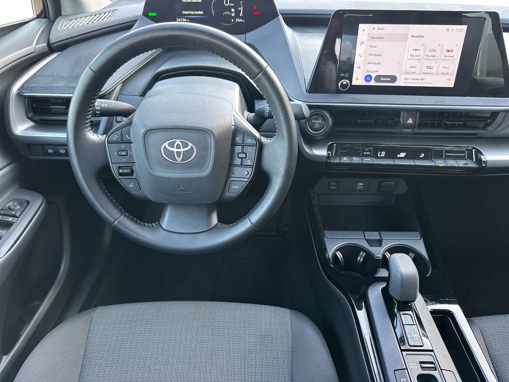 Certified 2025 Toyota Prius LE FWD image 14