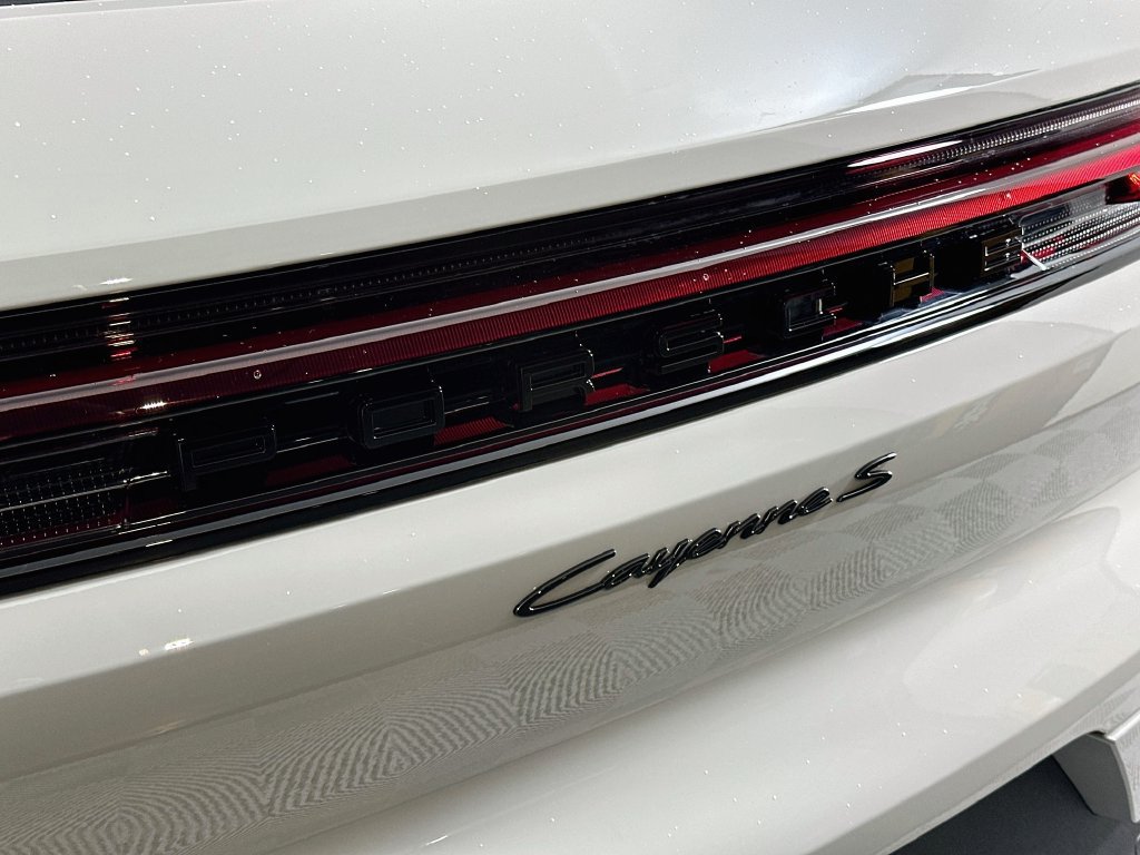New 2026 Porsche Cayenne S AWD/4WD image 34
