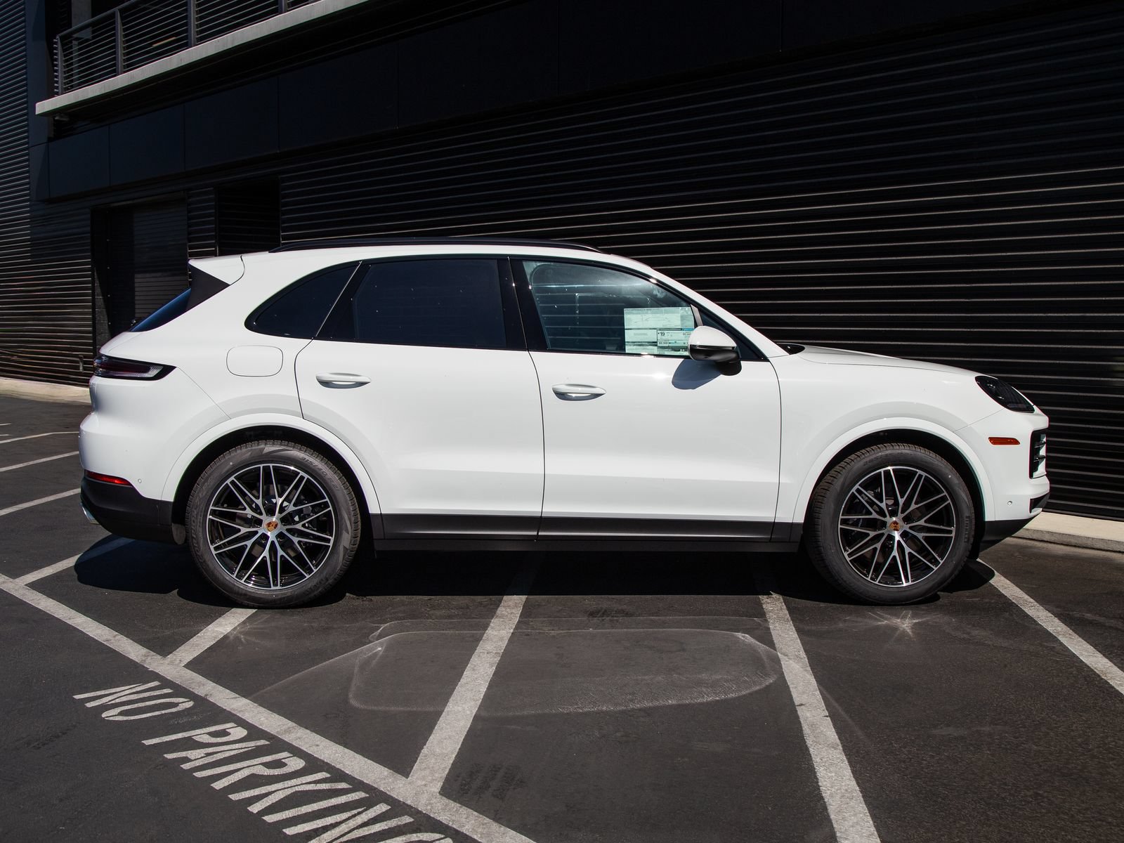 New 2026 Porsche Cayenne AWD/4WD image 8