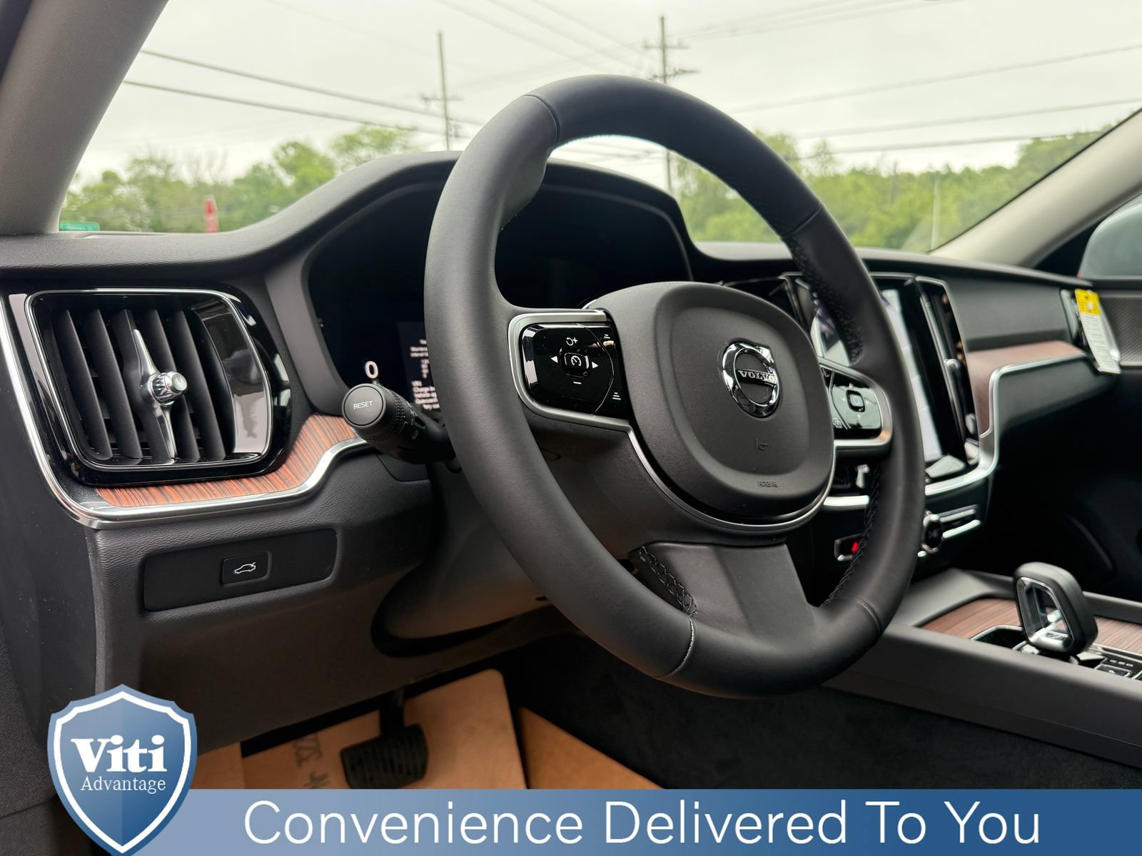 New 2026 Volvo V60 B5 Cross Country Plus w/ Climate Package AWD/4WD image 12
