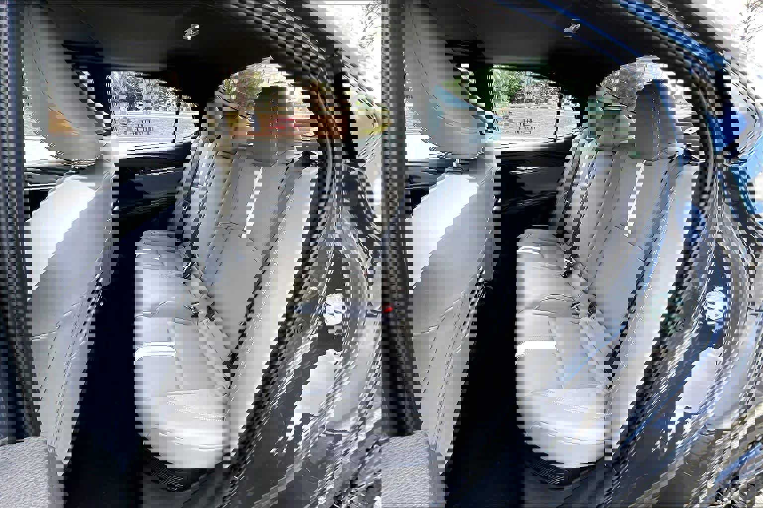 Used 2025 Toyota Camry SE image 19