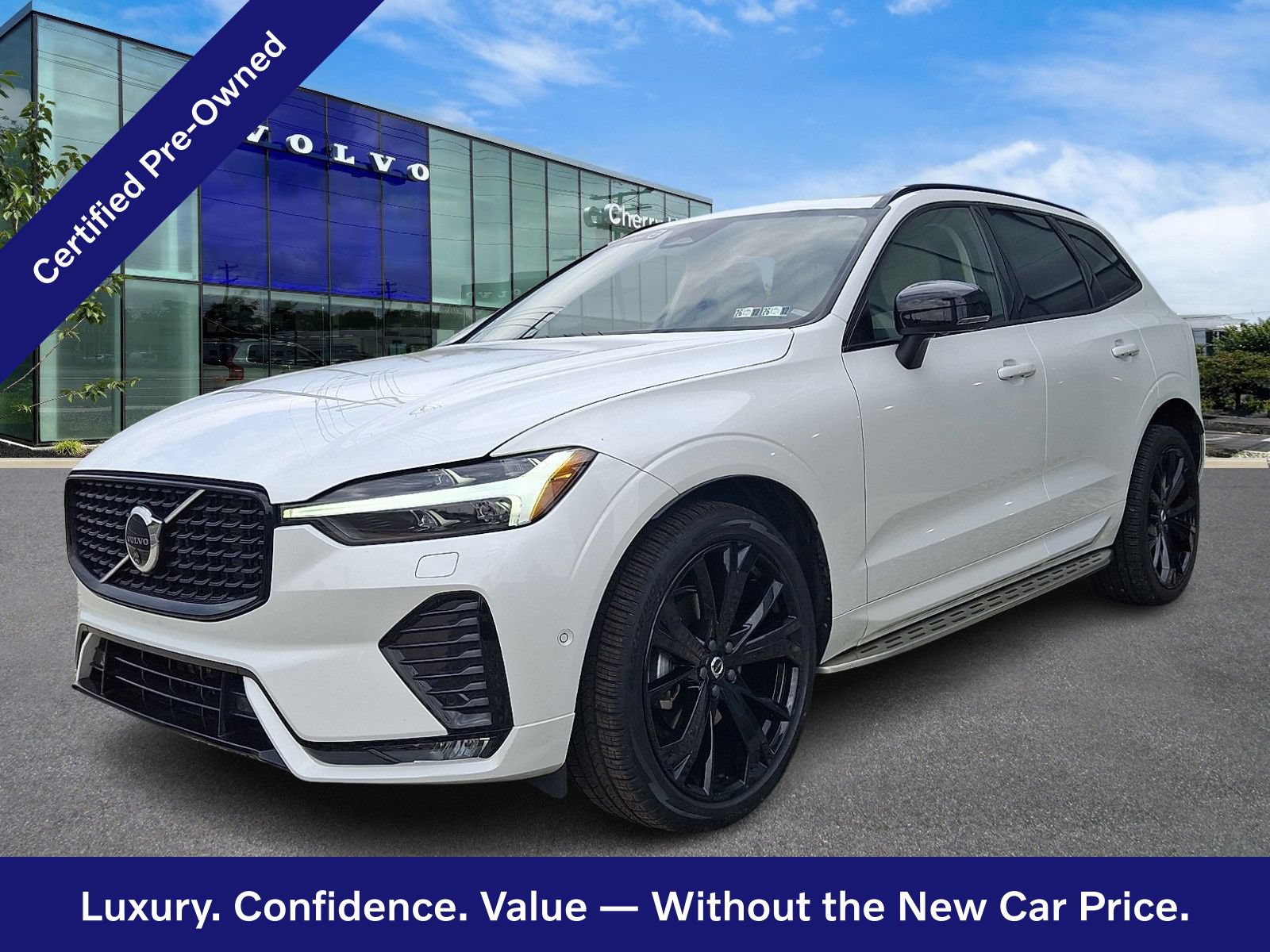 Certified 2024 Volvo XC60 B5 Ultimate AWD/4WD image 3
