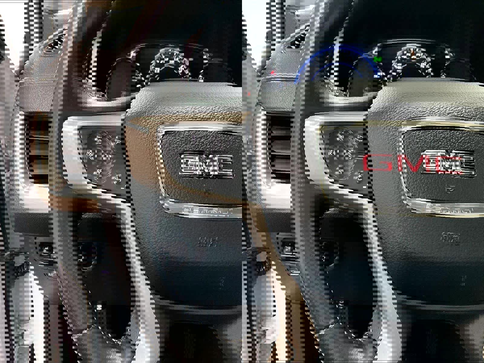 Used 2022 GMC Terrain Denali image 23