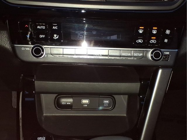 Used 2025 Kia Seltos S FWD image 18