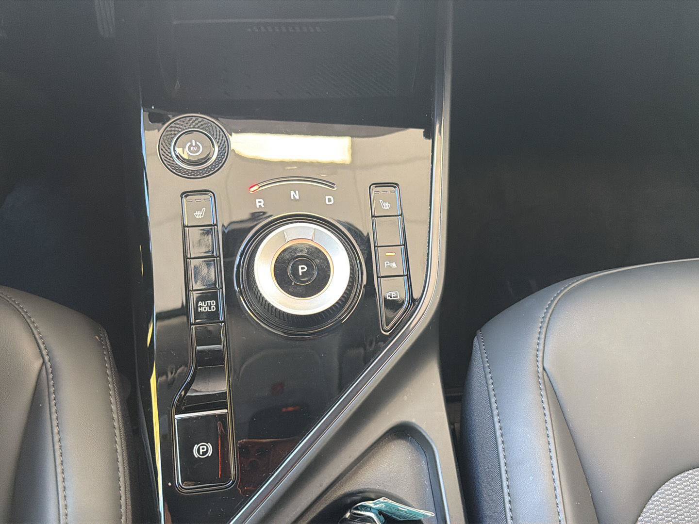 Used 2024 Kia Niro Wind FWD image 22