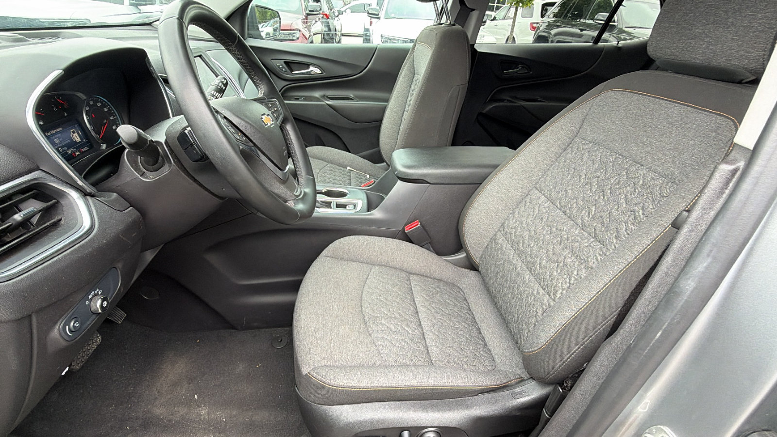 Used 2024 Chevrolet Equinox LT AWD/4WD image 16
