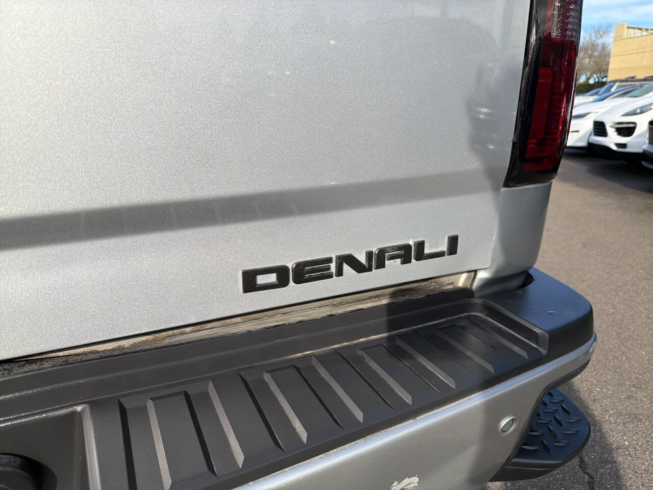 Used 2019 GMC Sierra 2500 Denali w/ Duramax Plus Package image 7