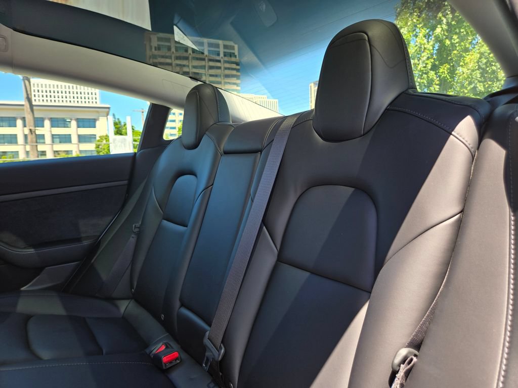 Used 2021 Tesla Model 3 Standard Range Plus RWD image 19