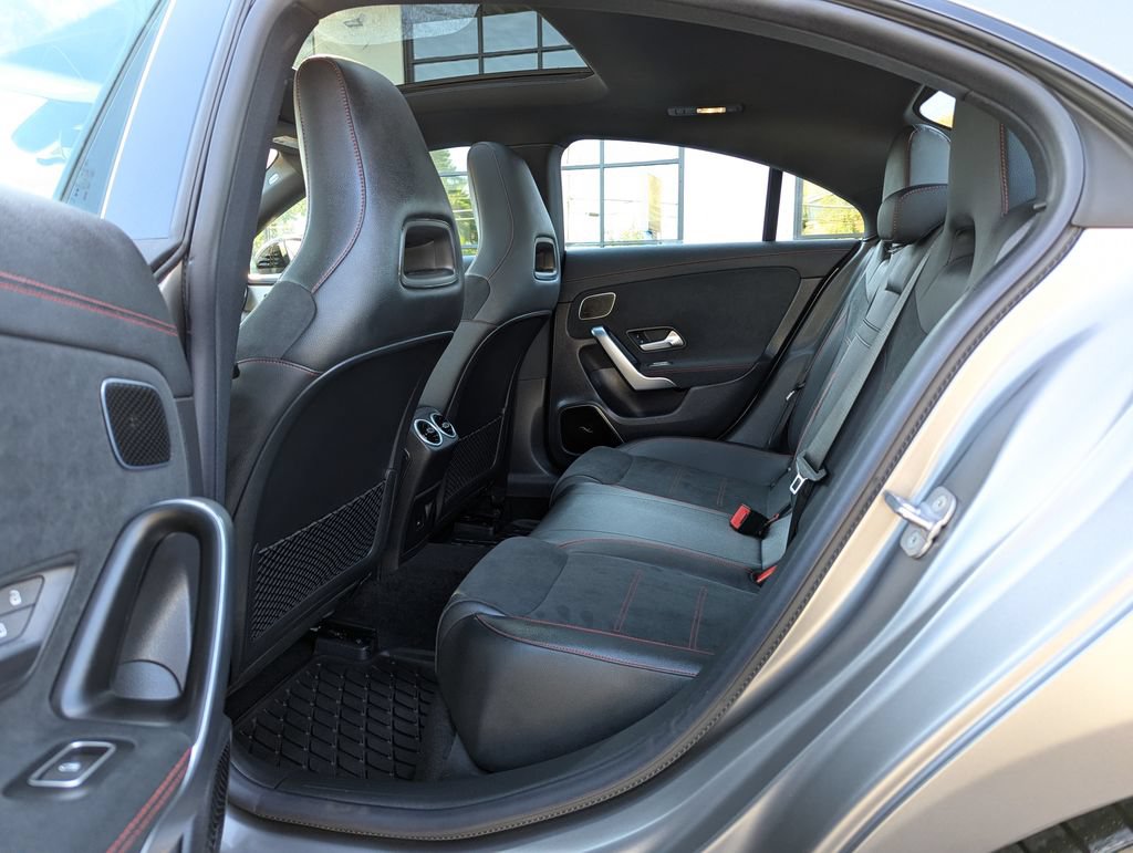 Used 2024 Mercedes-Benz CLA 35 AMG 4MATIC image 39