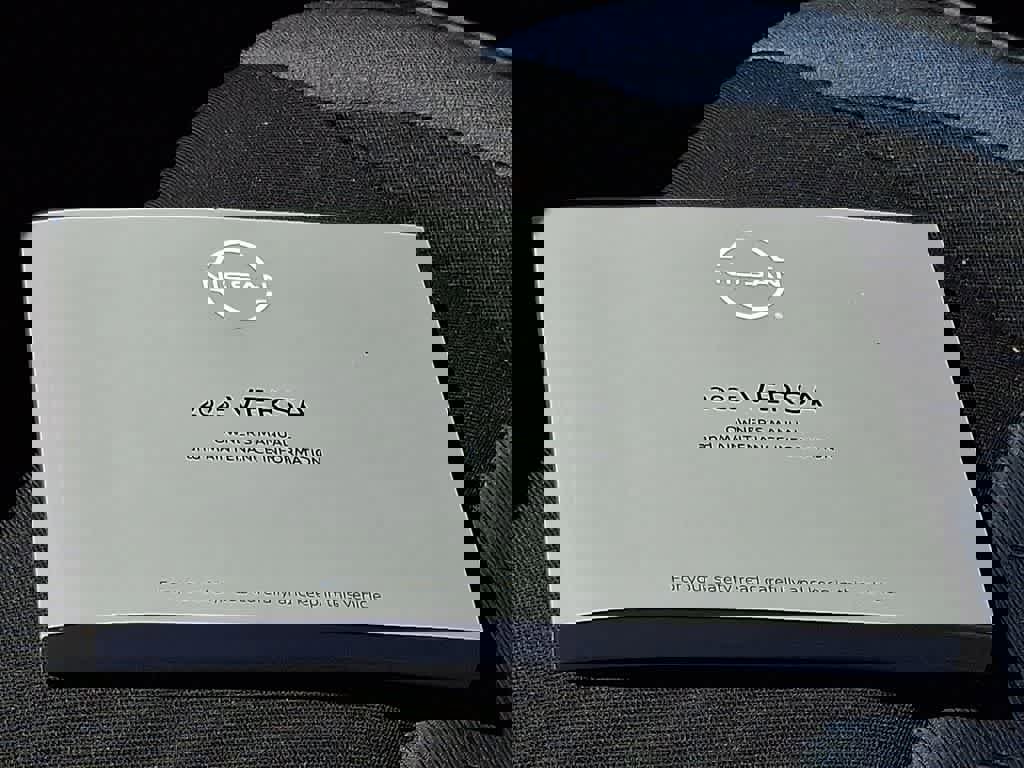 Used 2025 Nissan Versa SV image 26