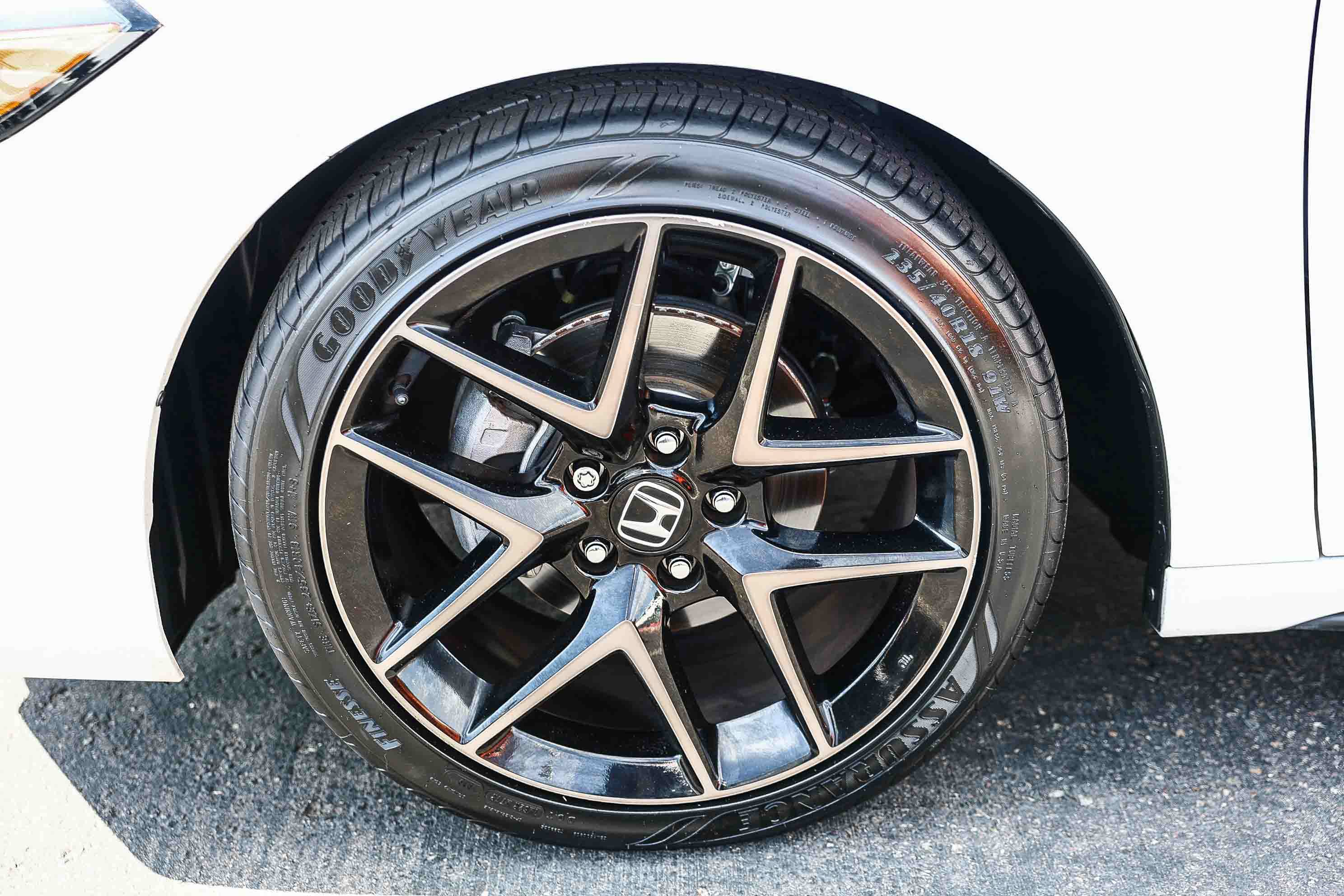 Certified 2024 Honda Civic Sport Touring image 32