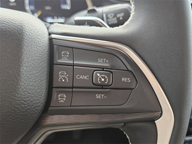 New 2025 Jeep Grand Cherokee Laredo X image 13