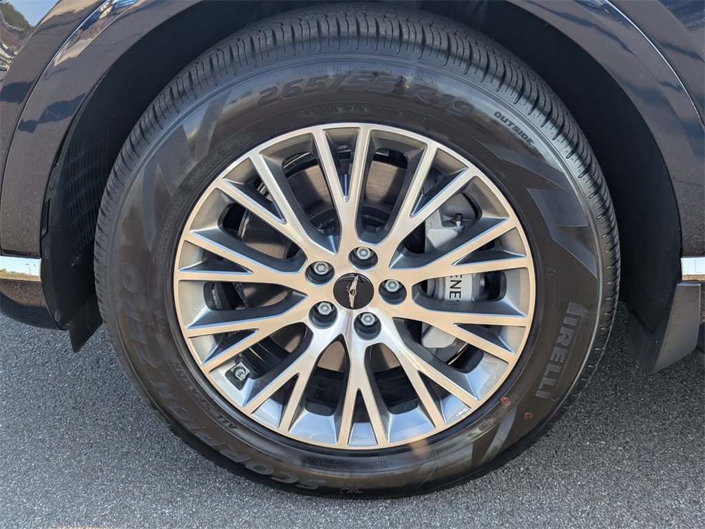 Used 2025 Genesis GV80 2.5T image 11