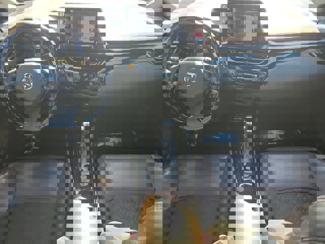 Used 2019 Toyota C-HR Limited image 11