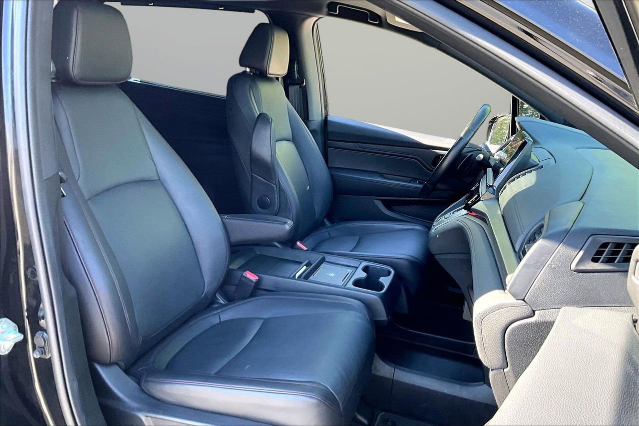 Used 2025 Honda Odyssey Sport-L image 22