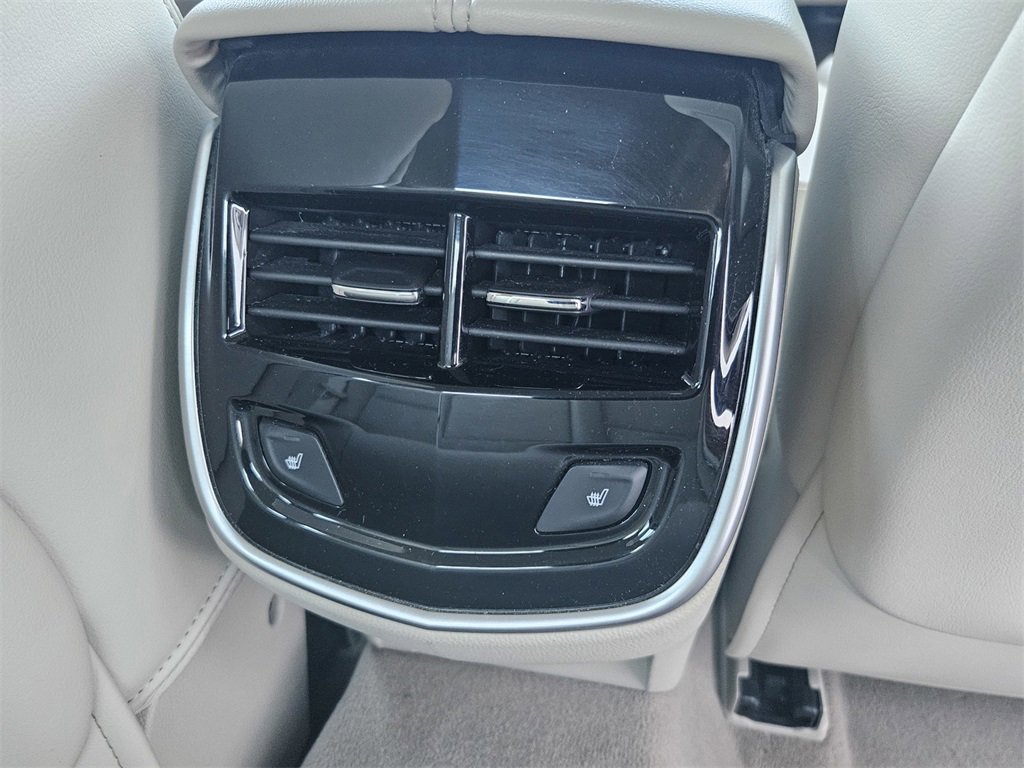 Used 2016 Cadillac XTS Luxury w/ Driver Awareness Package image 32