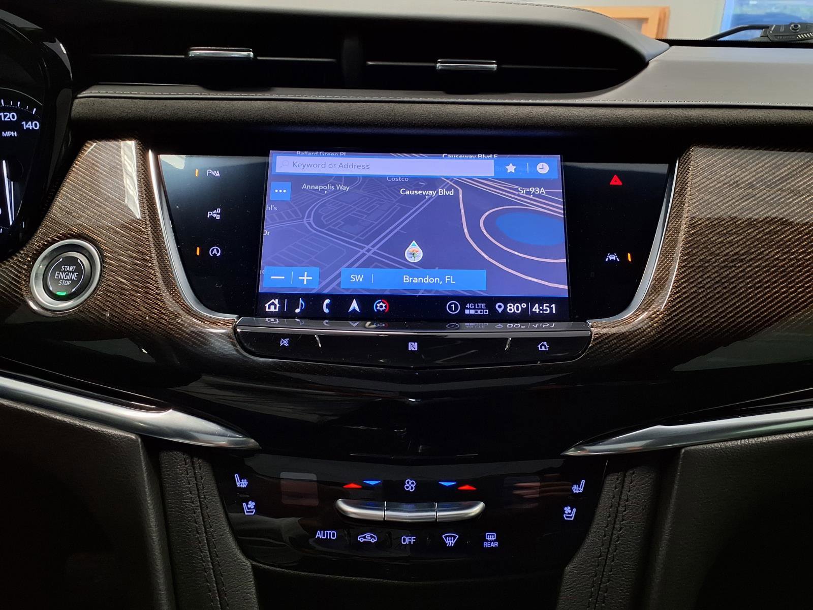 Used 2020 Cadillac XT6 Premium Luxury w/ Platinum Package FWD image 28